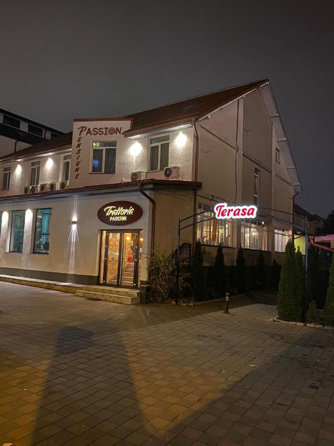 Pensiunea Passion Bukarest Kültér fotó