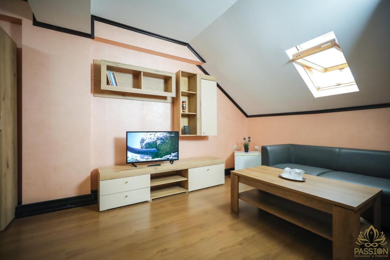 Pensiunea Passion Bukarest Kültér fotó